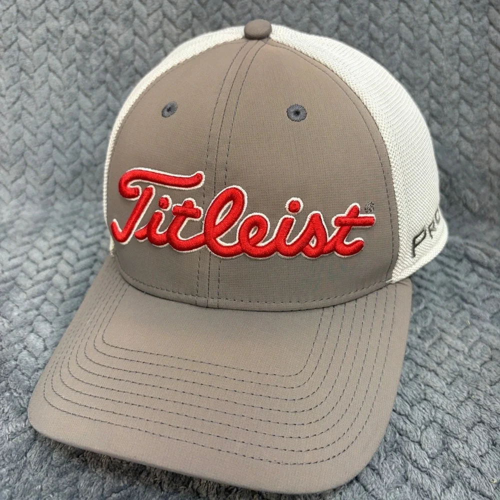 Titleist New Era Golf Hat Pro V1 Gray White Mesh Stretch Fit Medium-Large Cap